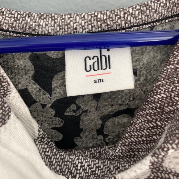 Cabi drape sleeveless shirt - Picture 2 of 3